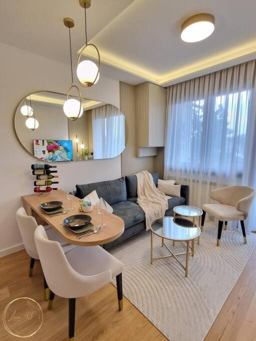 Luna 43 Luxury Apartment