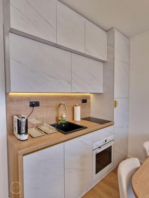 Luna 43 Luxury Apartment *